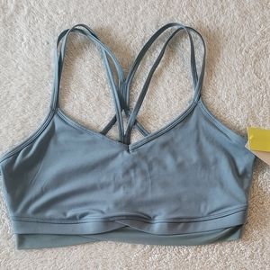 NWT 🦋 All In Motion Sports Bra XL